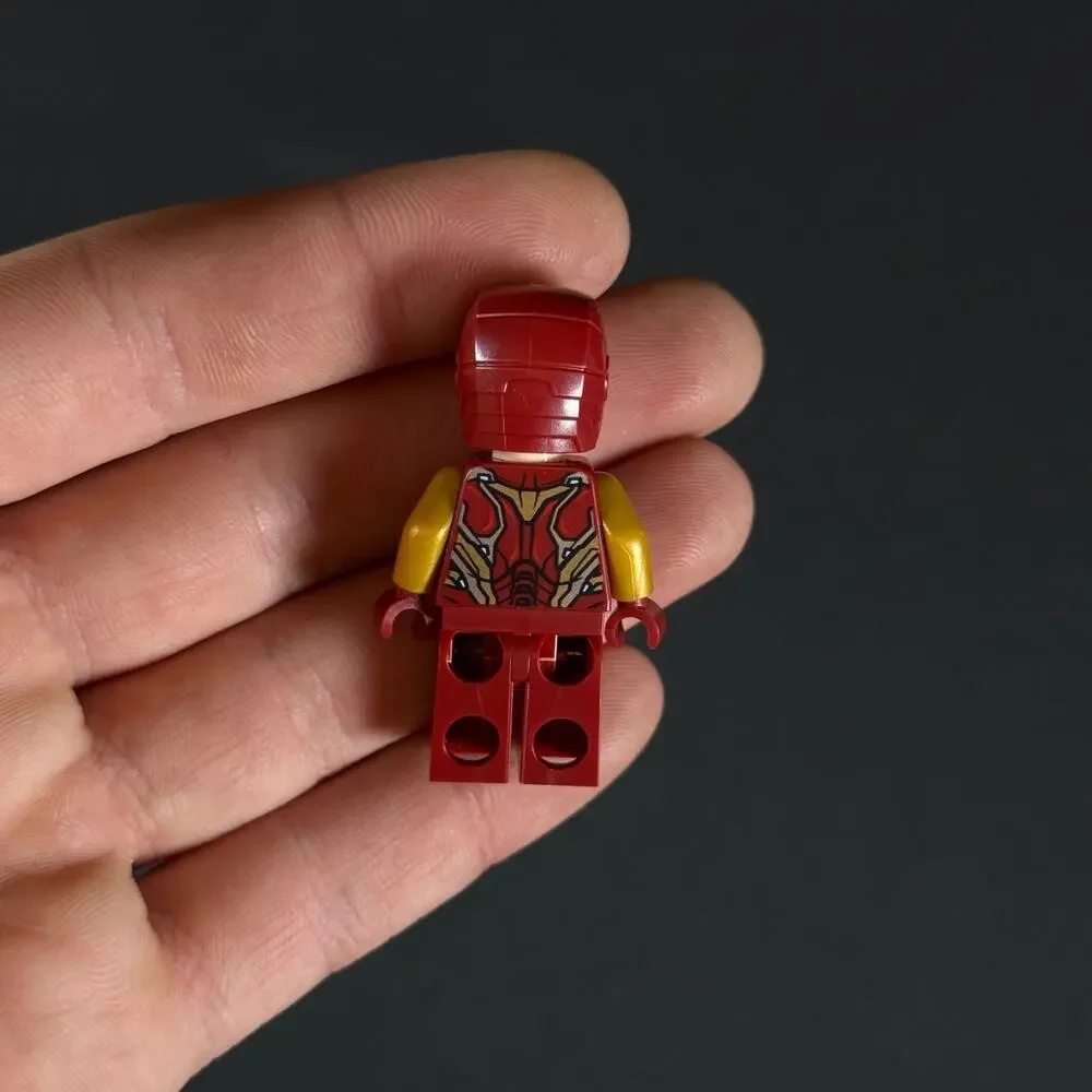 Lego Iron Man Mark 85 Armor Minifigure, Marvel, Avengers